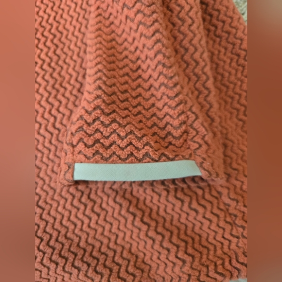 Patagonia R1 Air Red Full-Zip Hoodie - Picture 6 of 9